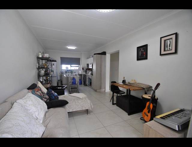 2 BEDROOM APARTMENT FOR SALE IN RANDPARK RIDGE
